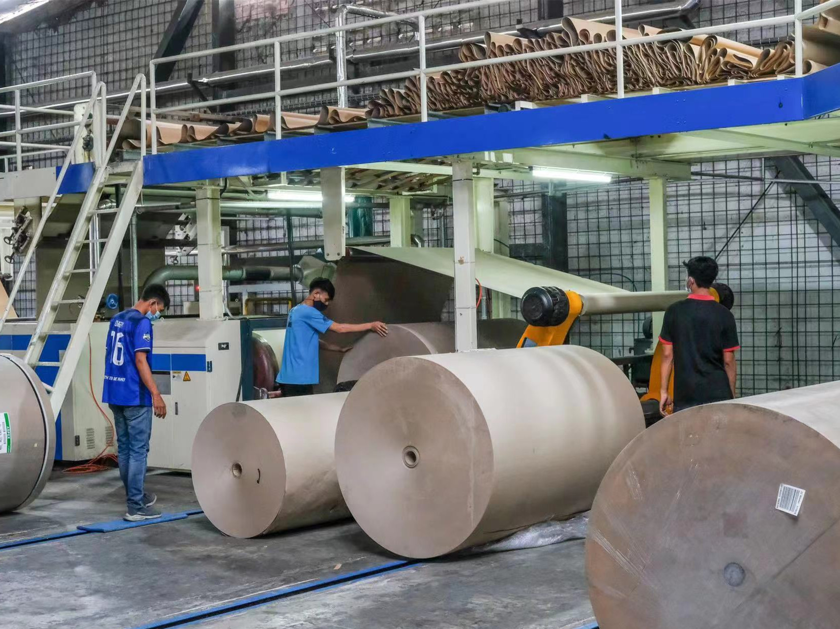 China factory 3 5 7 layer corrugated carton cardboard sheet making machine